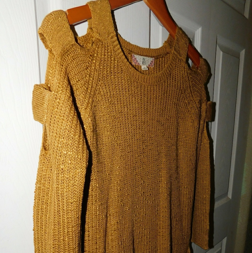 Cut out sweater
